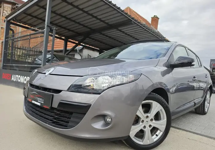 Renault Megane 2011 photo 4