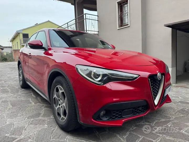 Alfa Romeo Stelvio 2022 photo 4