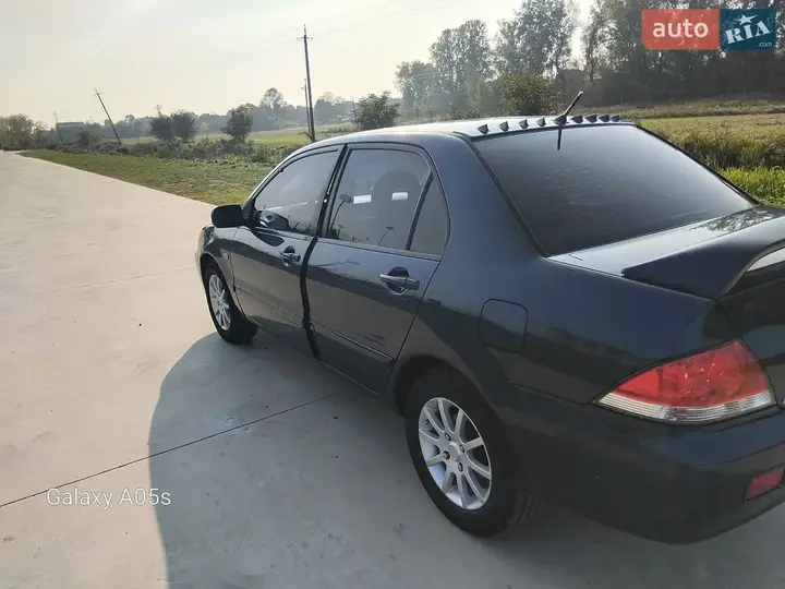 Mitsubishi Lancer 2006 photo 5