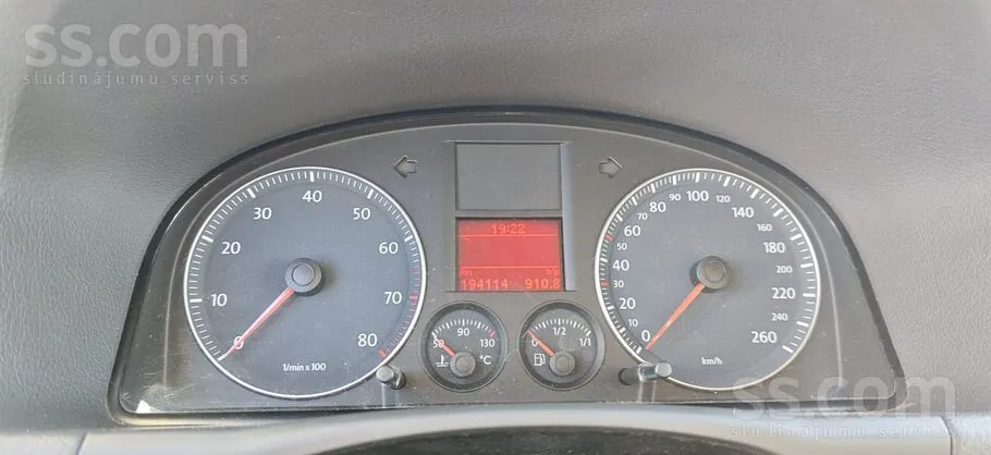 Volkswagen Touran 2008 photo 3