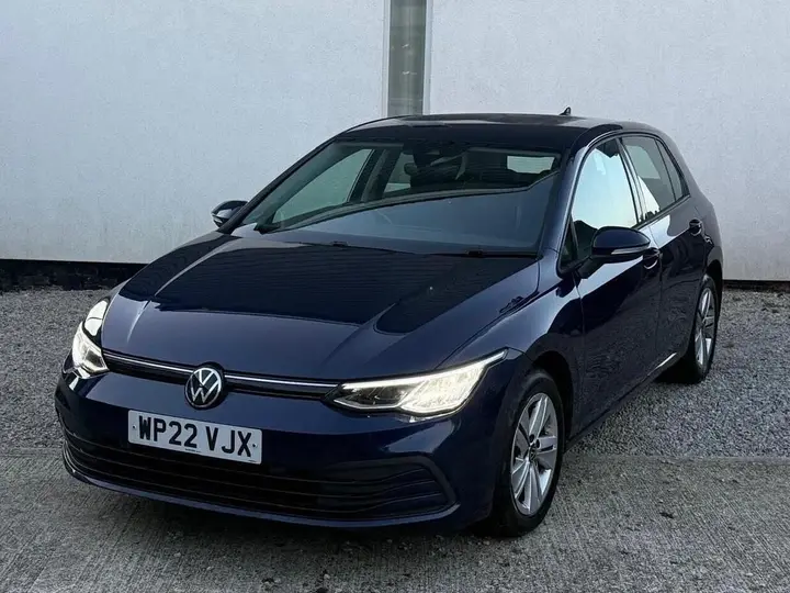 Volkswagen Golf 2022 photo 2