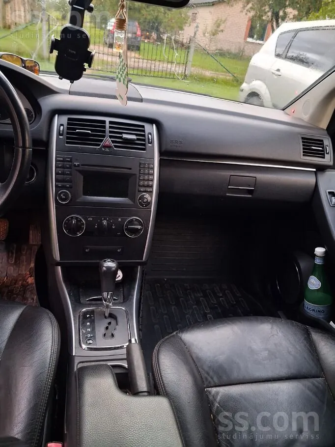 Mercedes-Benz B180 2009 photo 5