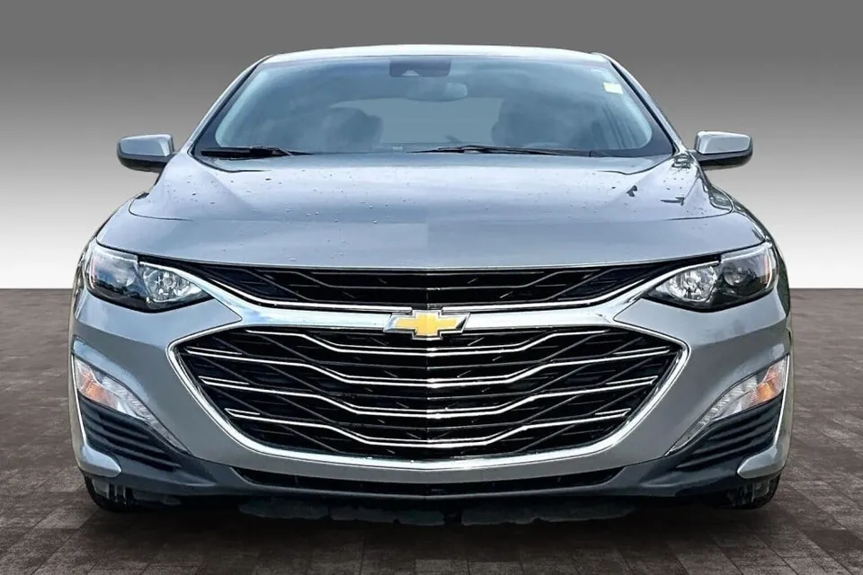 Chevrolet Malibu 2024 photo 3