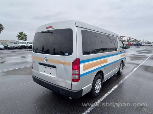 Toyota Hiace Wagon Dx 2015 photo 4