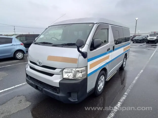 Toyota Hiace Wagon Dx 2015 photo 2