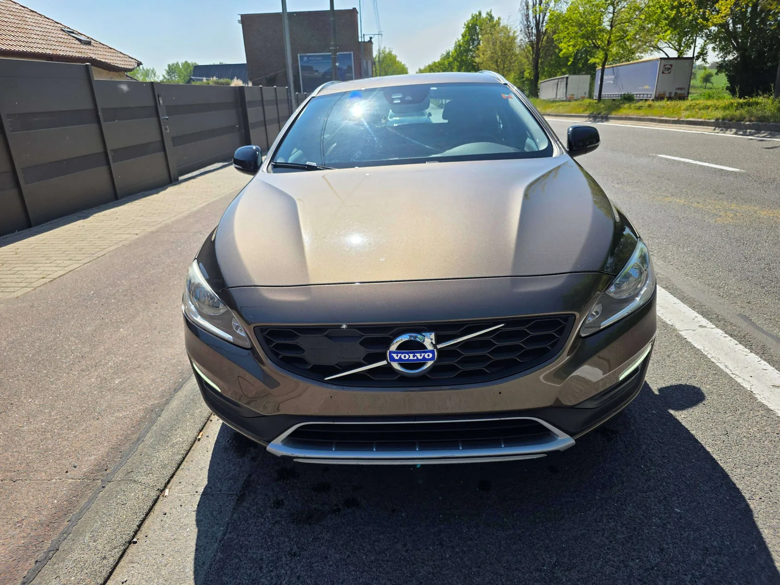Volvo V60 Cross Country 2016 photo 2
