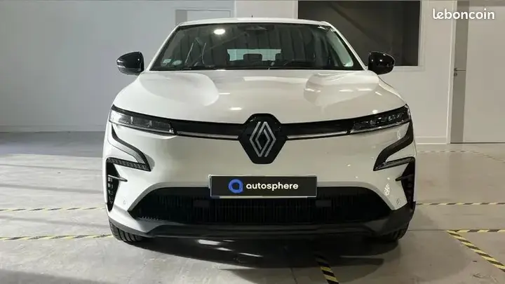 Renault Megane 2022 photo 2
