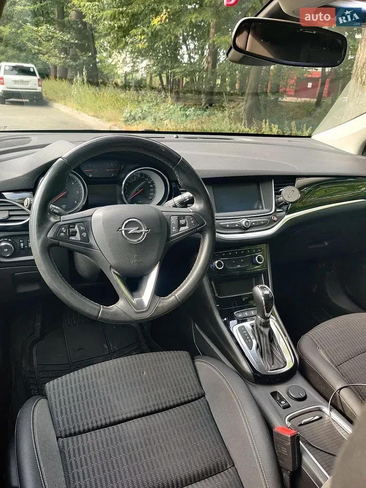Opel Astra 2022 photo 3