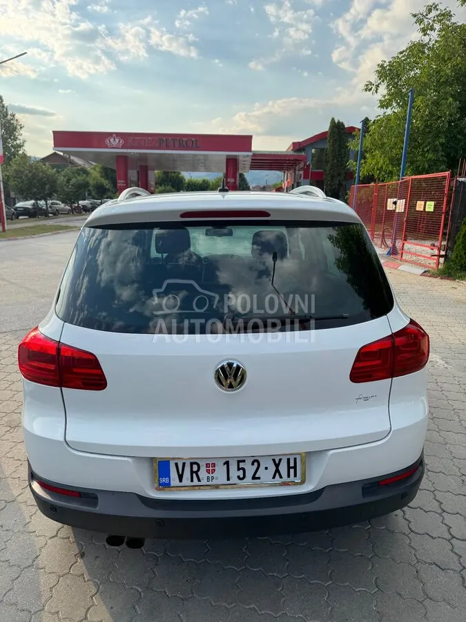 Volkswagen Tiguan 2011 photo 5