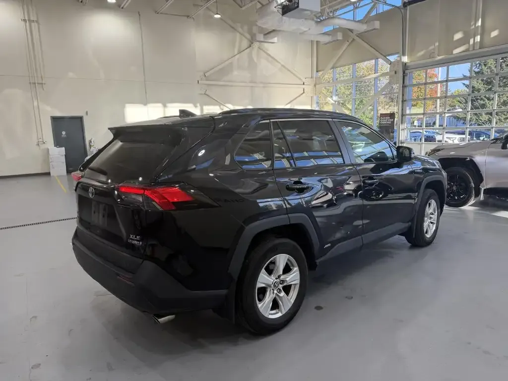 Toyota Rav4 2021 photo 5