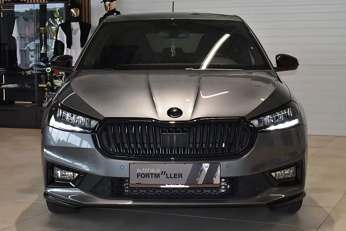 Skoda Fabia 2025 photo 2