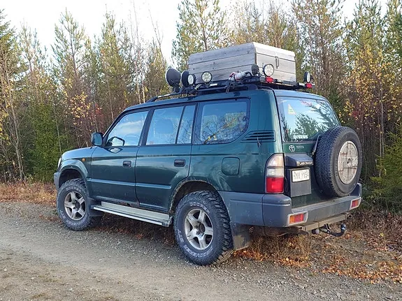Toyota Land Cruiser 1999 photo 2