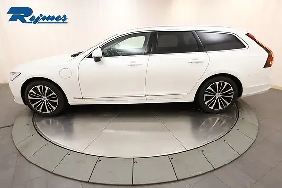 Volvo V90 2024 photo 3