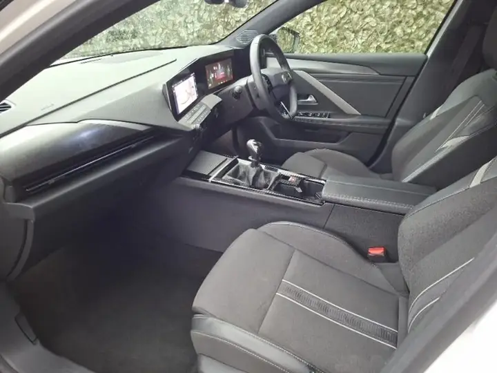 Vauxhall Astra 2023 photo 5