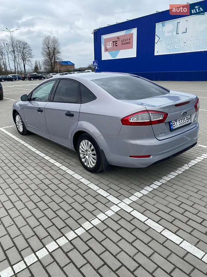 Ford Mondeo