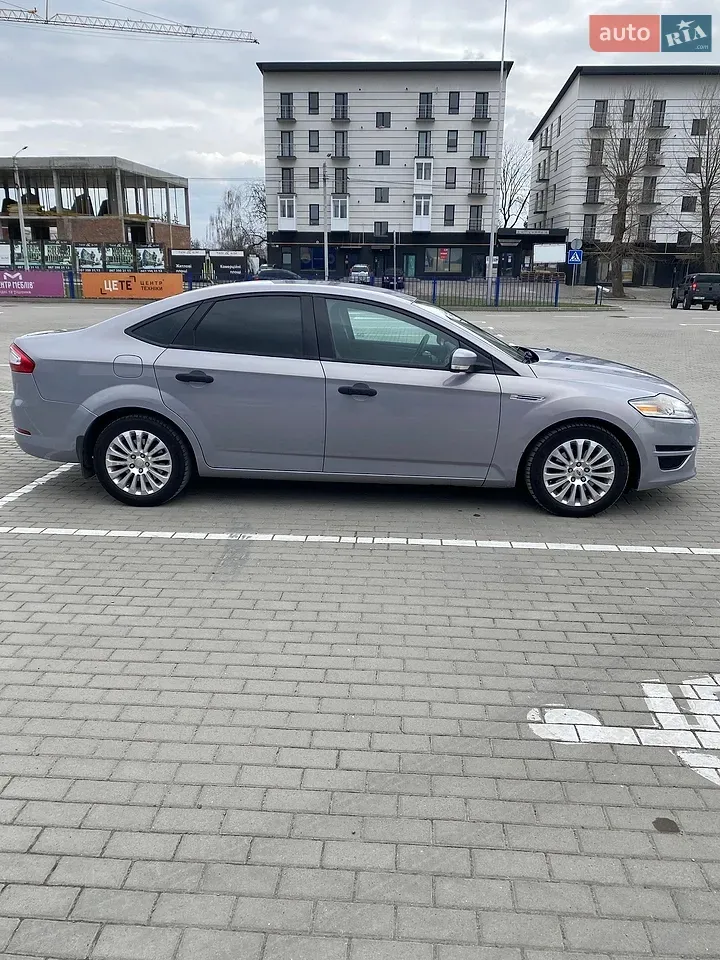 Ford Mondeo 2011 photo 4