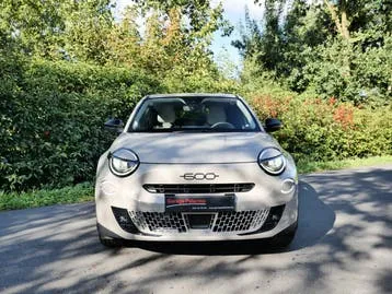 Fiat 600 2025 photo 2