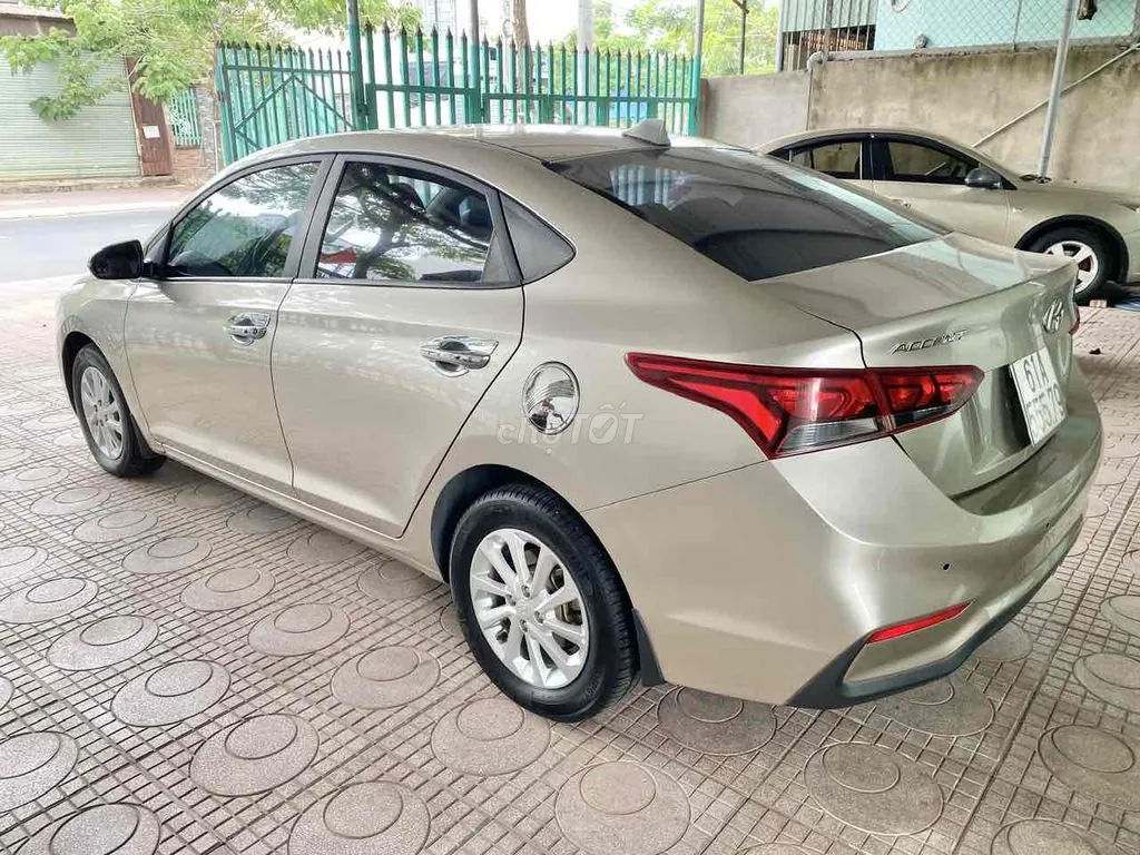Hyundai Accent 2018 photo 4