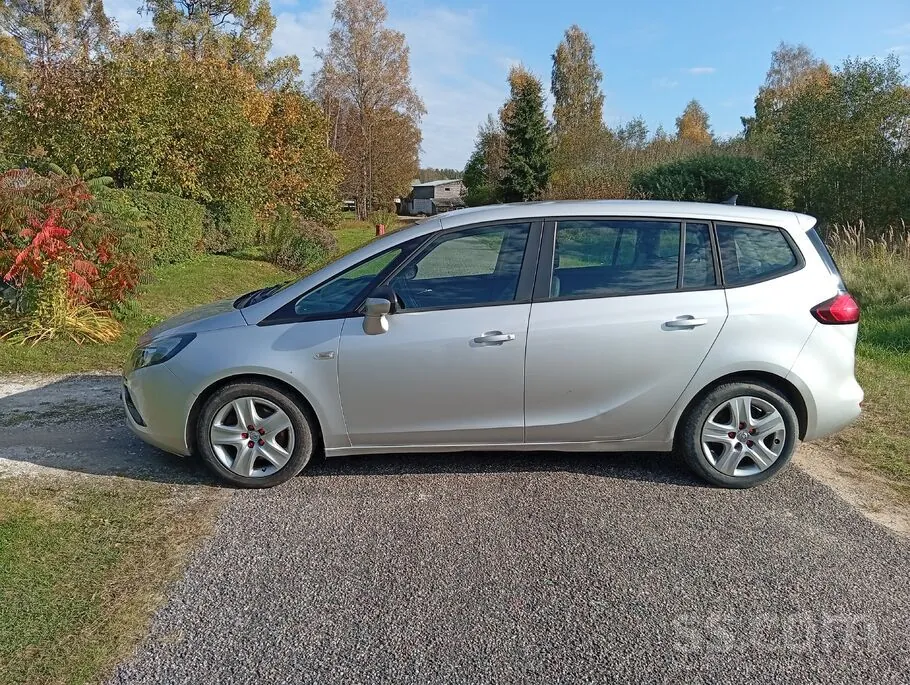 Opel Zafira 2017 photo 3