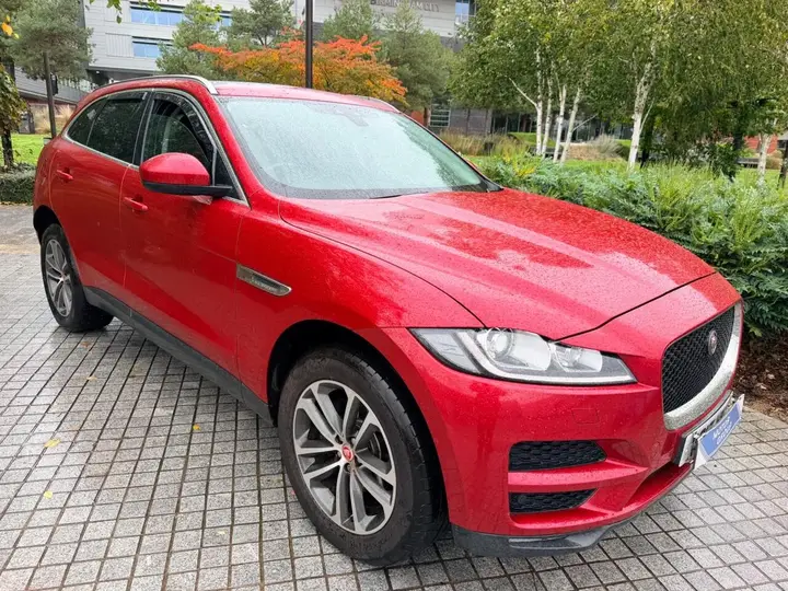 Jaguar F-Pace