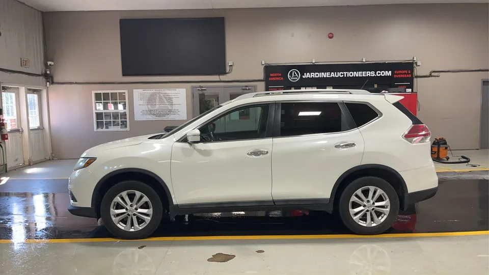 Nissan Rogue 2015 photo 2