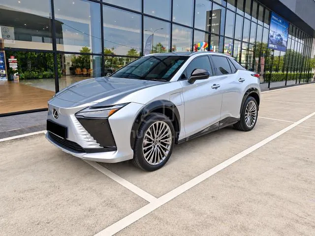 Lexus Rz