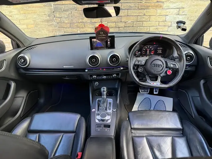 Audi S3 2017 photo 2