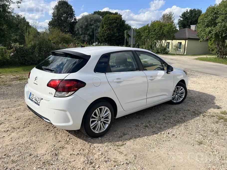 Citroen C4 2018 photo 3