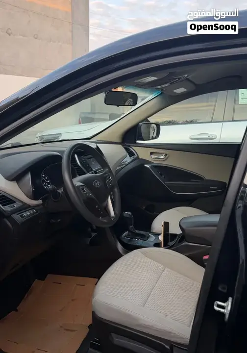 Hyundai Santa Fe 2018 photo 3
