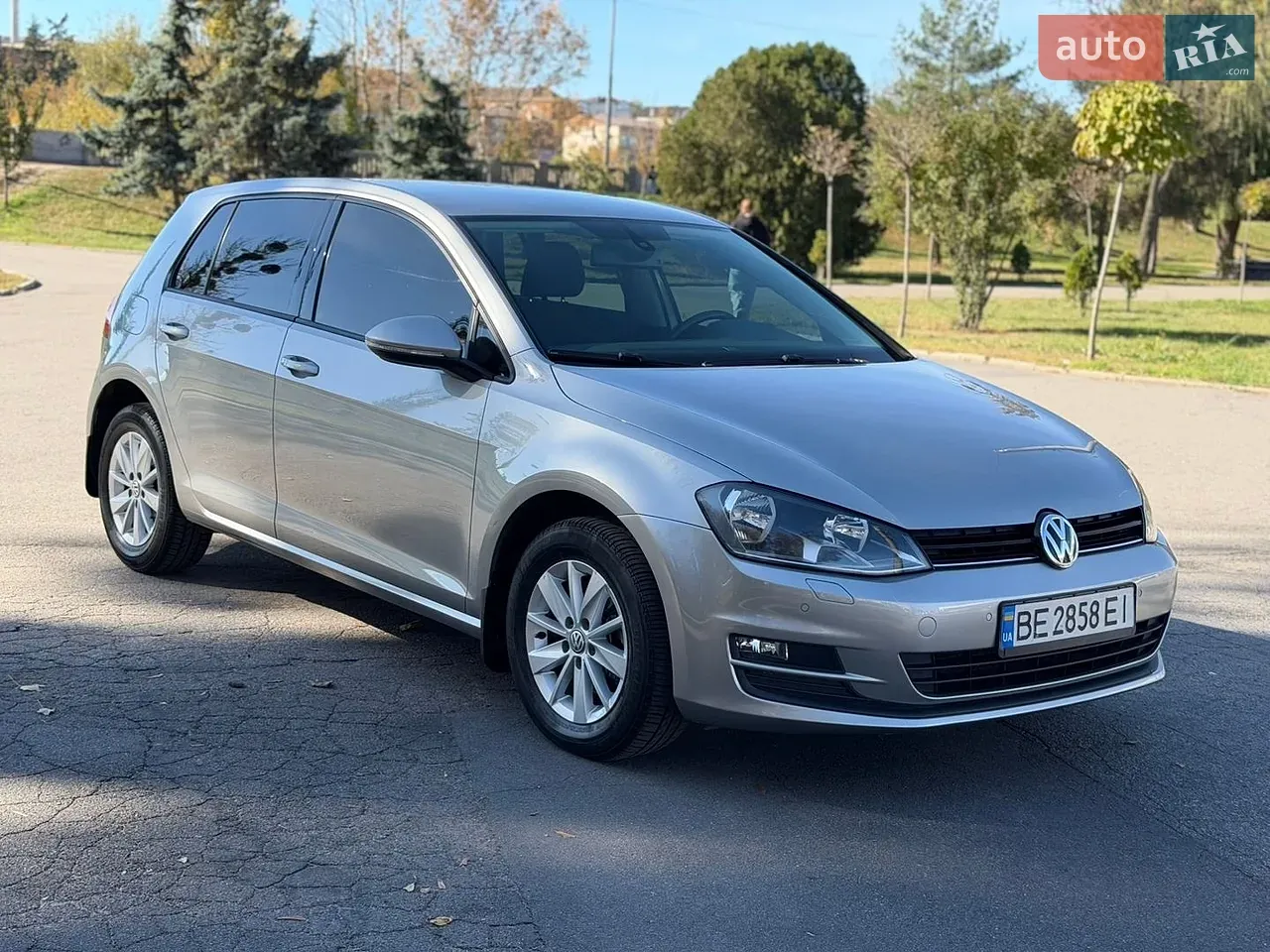 Volkswagen Golf 2013 photo 2