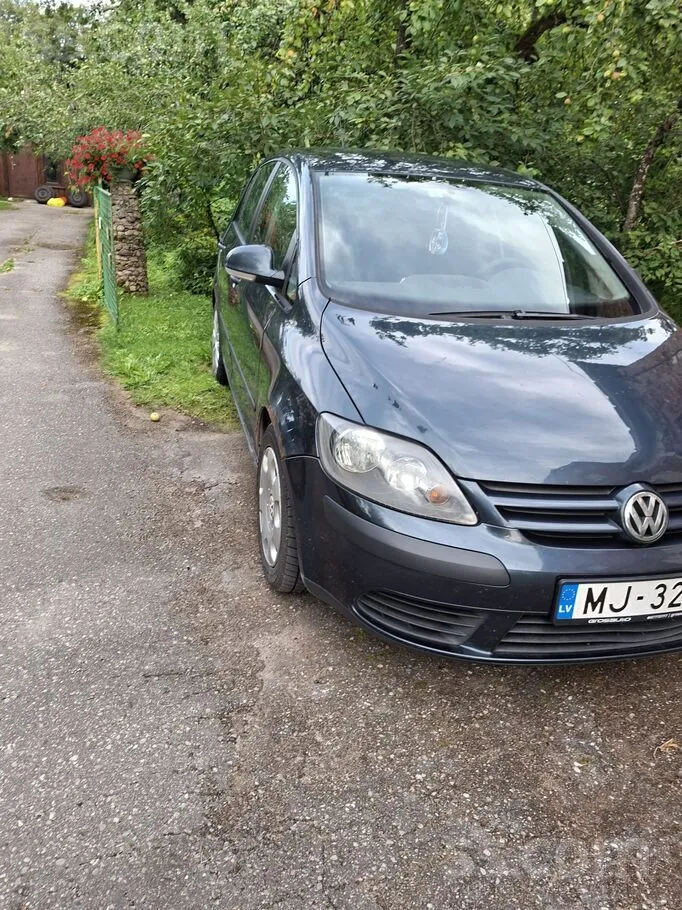 Volkswagen Golf 5 2005 photo 2