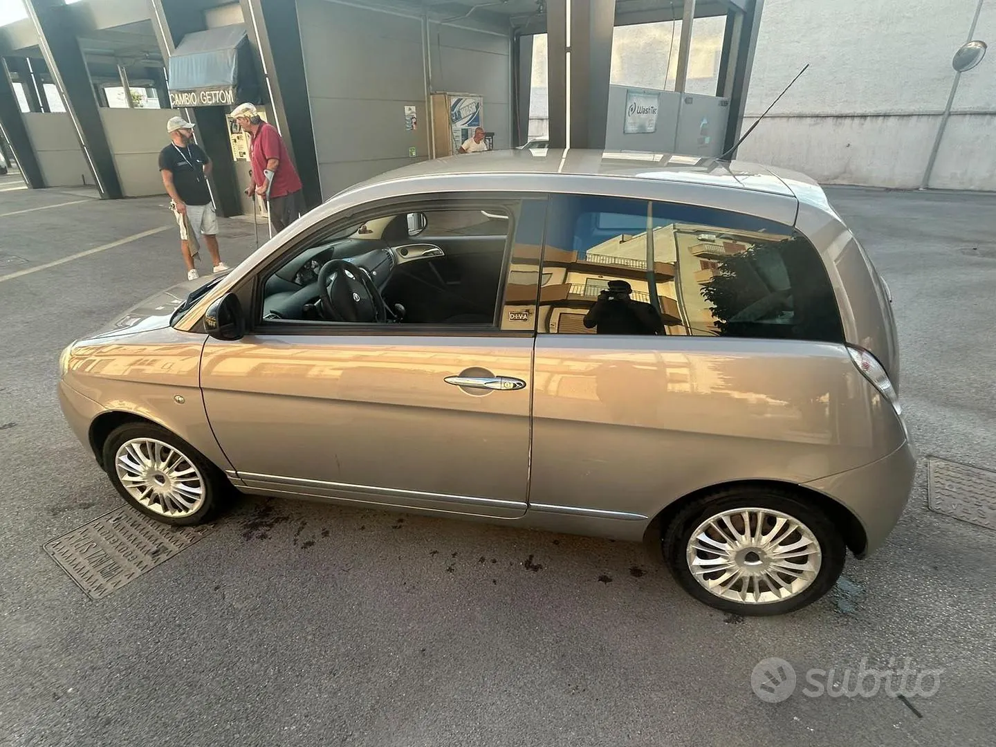 Lancia Ypsilon