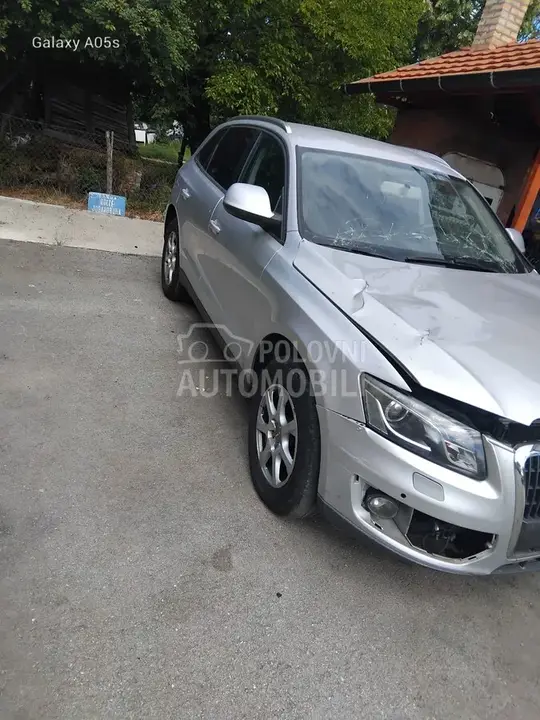Audi Q5 2010 photo 2
