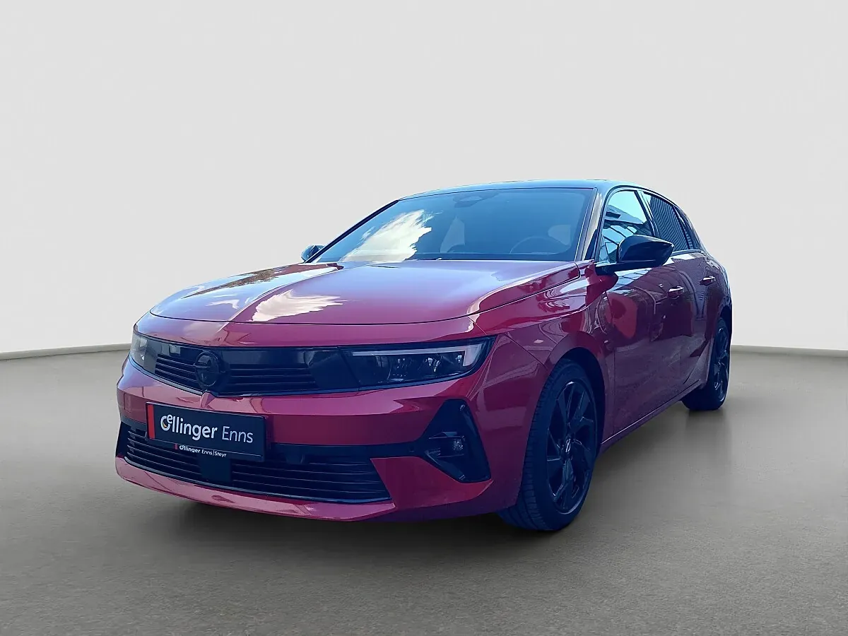 Opel Astra 2022 photo 2