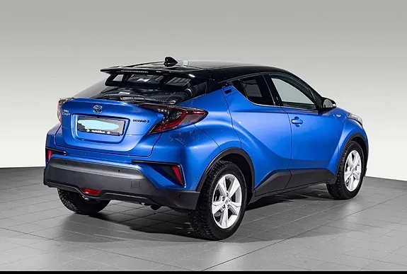 Toyota C-Hr 2019 photo 2