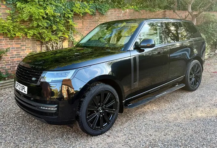 Land Rover Range Rover 2023 photo 2