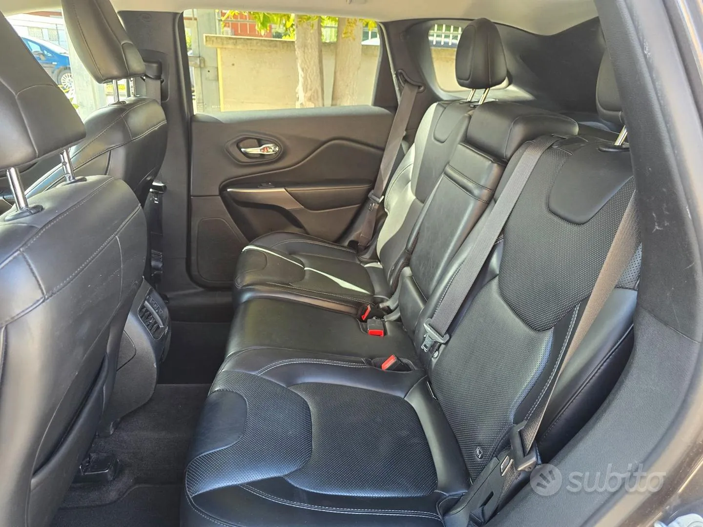 Jeep Cherokee 2018 photo 4