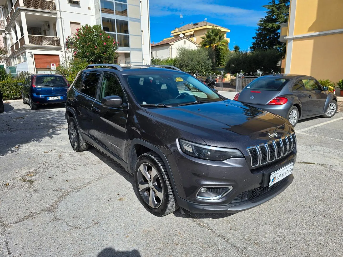 Jeep Cherokee 2018 photo 2