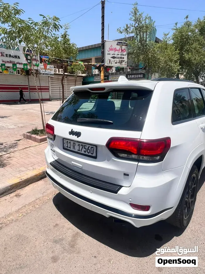 Jeep Cherokee 2021 photo 2