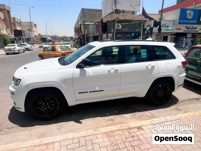 Jeep Cherokee 2021 photo 4