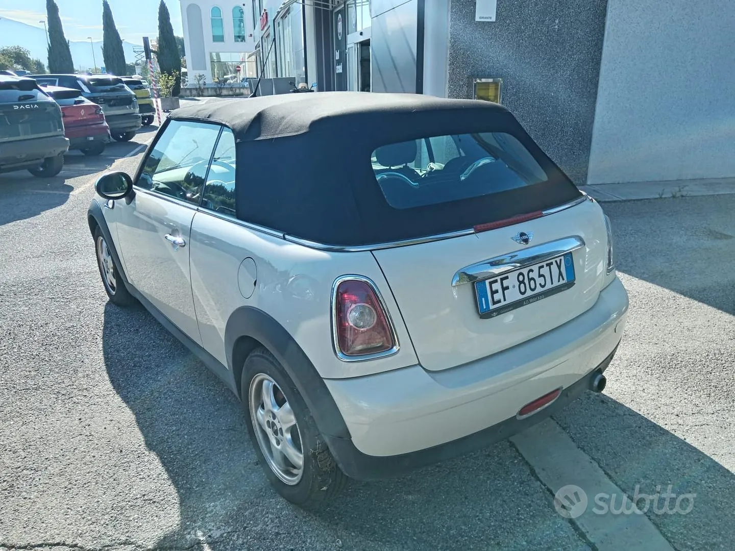 Mini Mini One Cabrio 2010 photo 3