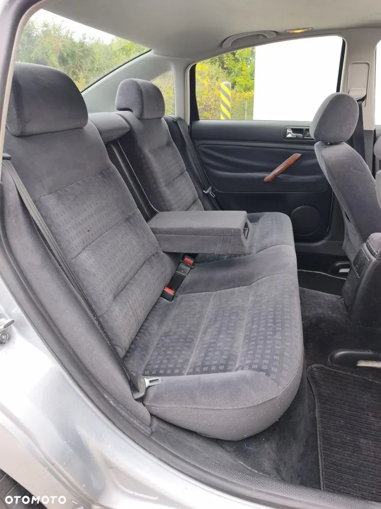 Volkswagen Passat 2001 photo 5