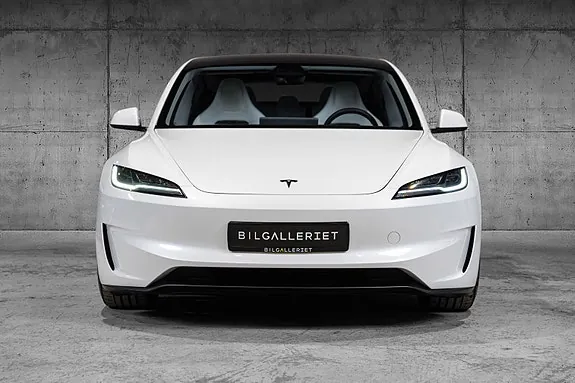 Tesla Model 3 2024 photo 3