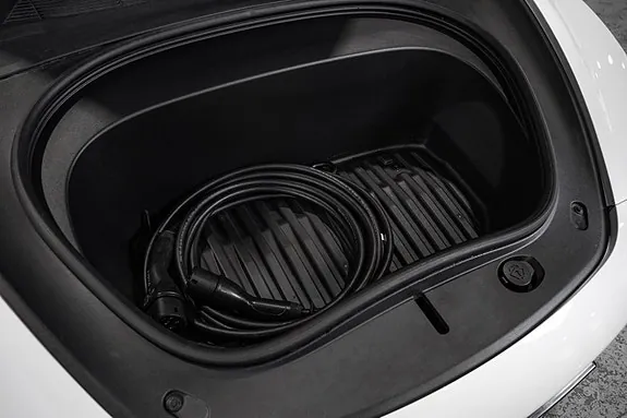 Tesla Model 3 2024 photo 5
