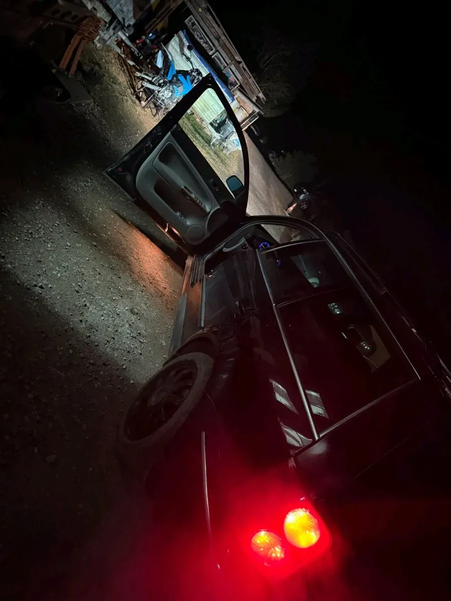 Volkswagen Passat 2002 photo 2