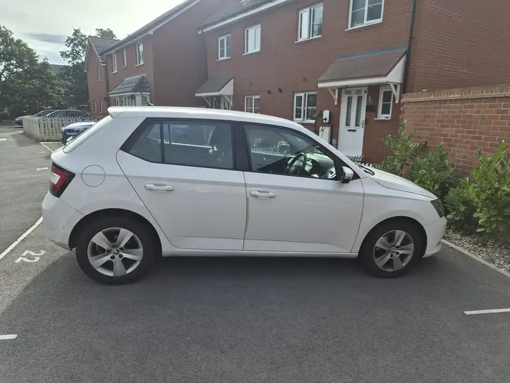 Skoda Fabia 2016 photo 4