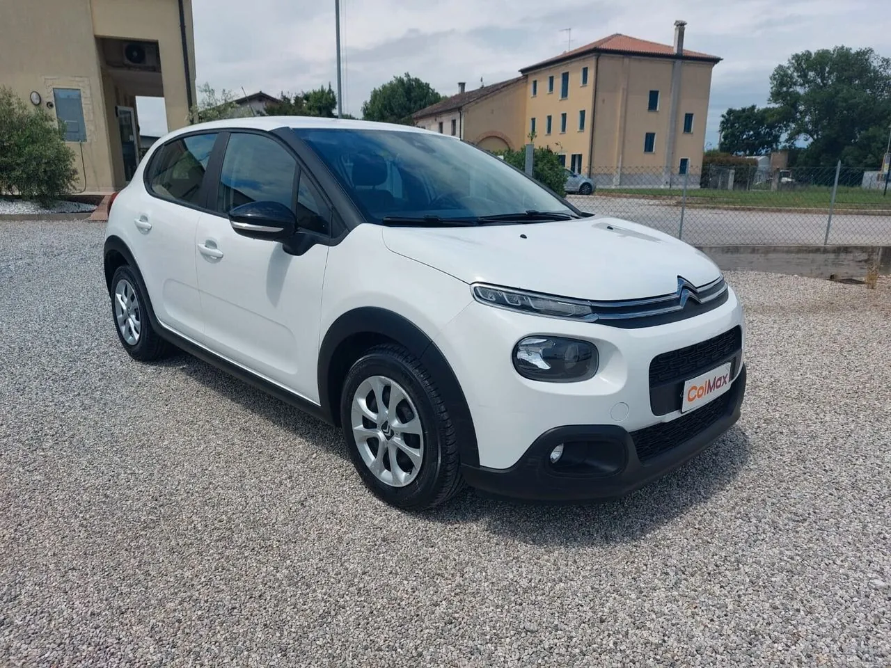 Citroen C3 2018 photo 2