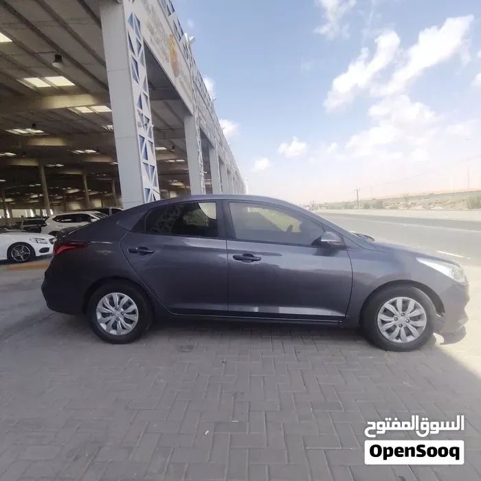 Hyundai Accent 2019 photo 3