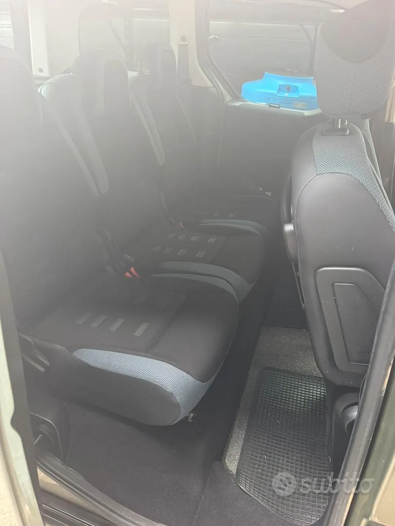 Citroen Berlingo 2010 photo 2