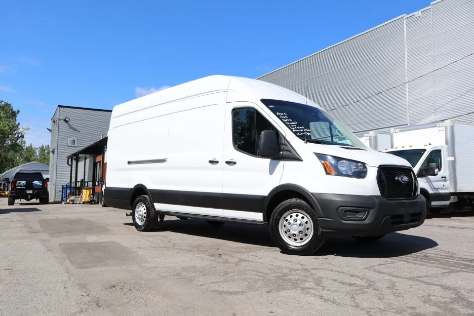 Ford Transit 2023 photo 5